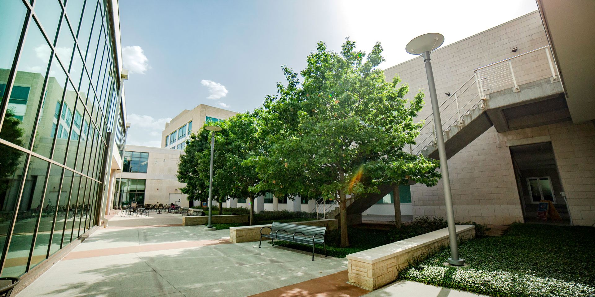 The Jindal School front courtyard.